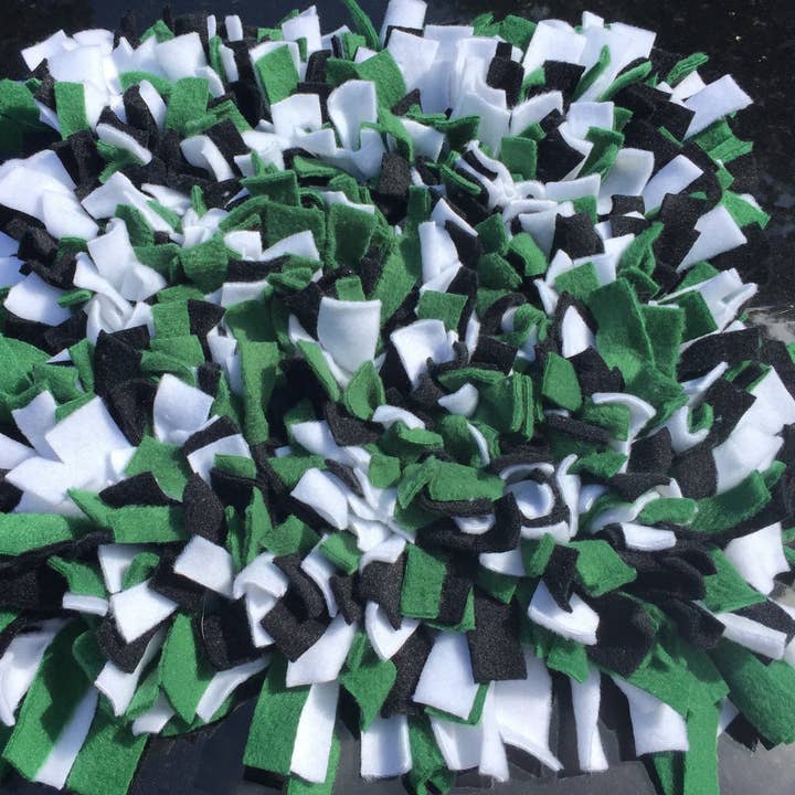 Hunter Verde/Preto/Branco Lavável Snuffle Mat Pet Nose Work Forrageamento Escolha o seu tamanho Escolha o seu tamanho por atacado de Life’s A Treasure Mat