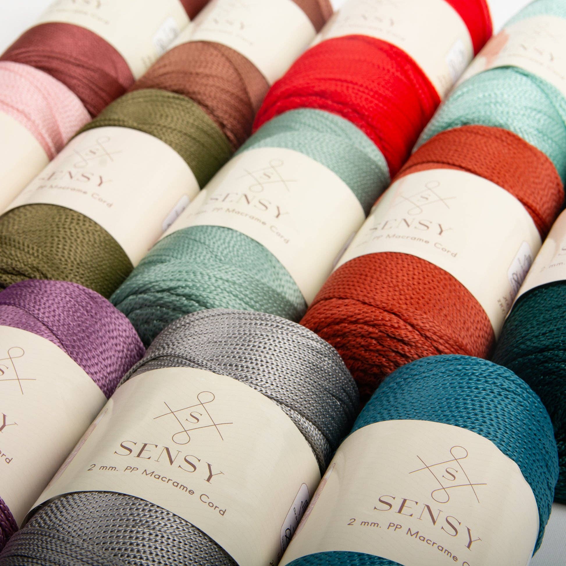 Sensy - Wholesale Garen - Sensy Premium 2 mm macramékoord van 100% polyester - 251 yards (230 meter)59