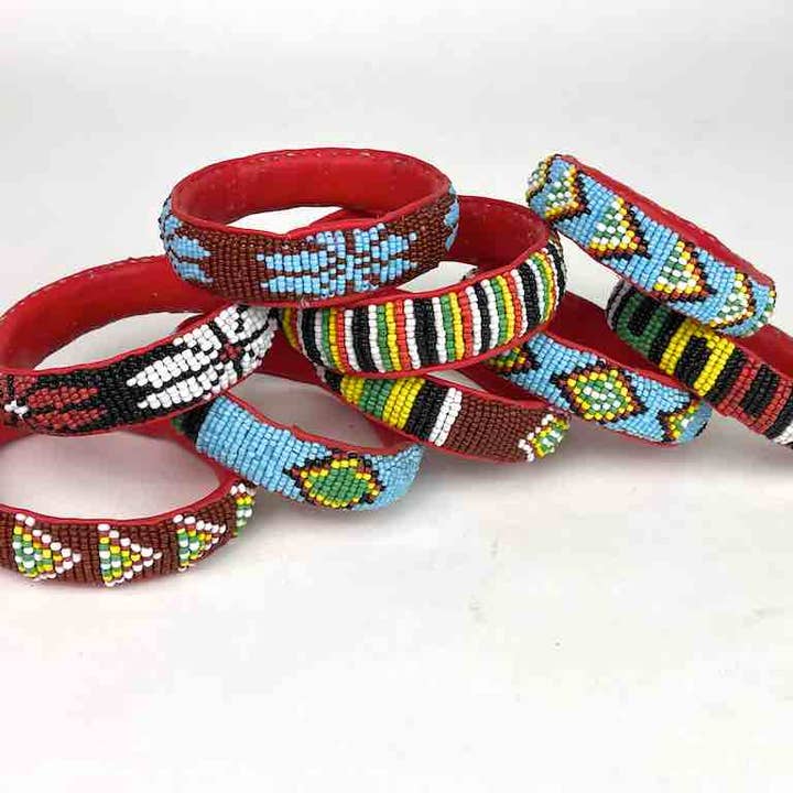 Pulsera ancha de piel sintética roja para venta al por mayor de The Niger Bend