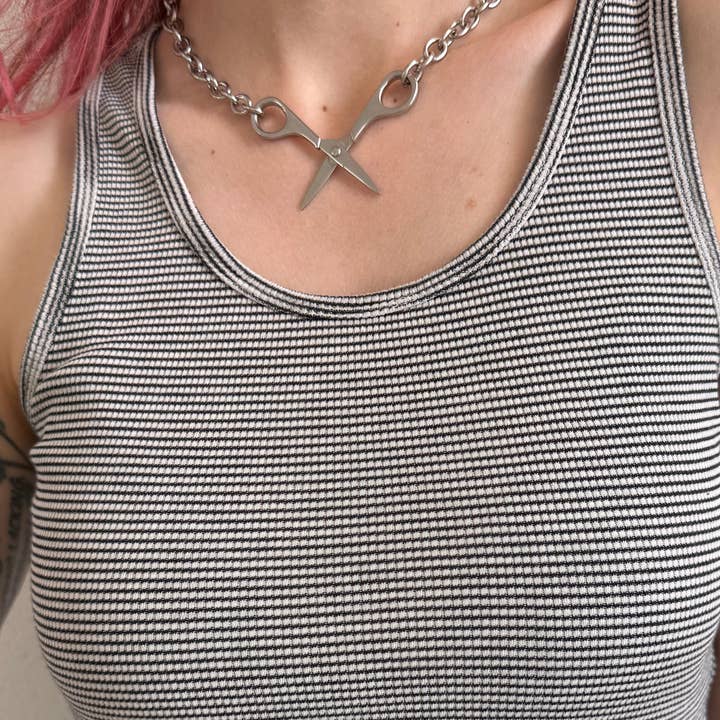Coco Clem - Wholesale Pendant/Charm Necklace - Scissor Necklace in Silver
