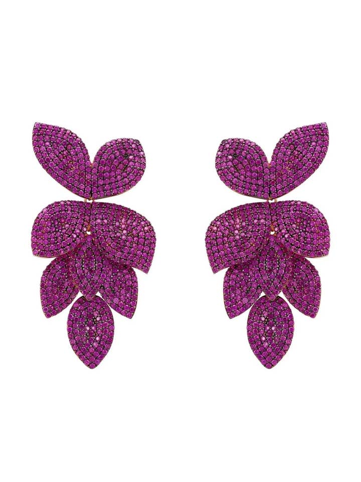 Boucles d'oreilles à fleurs en cascade en forme de pétale, or rose, rubis pour la vente par Latelita