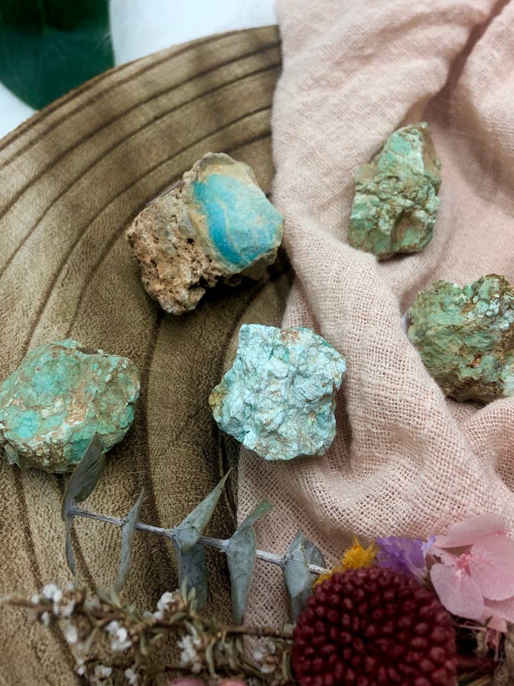 Turchese australiano, grezzo 2,5-3 cm per la vendita all'ingrosso da parte di Earth Child Provisions