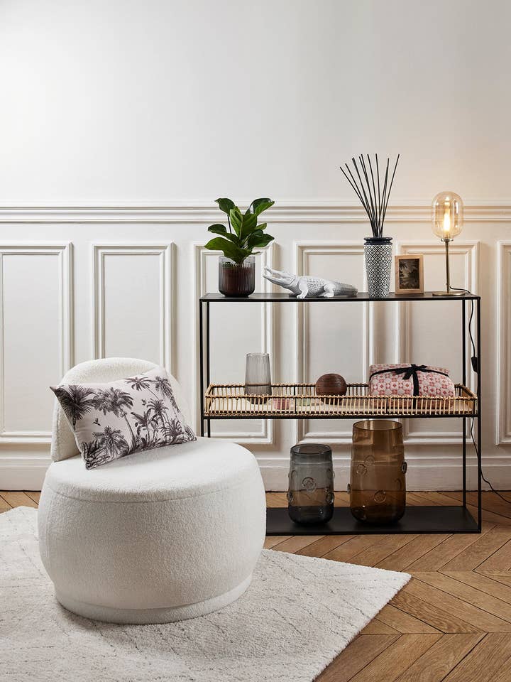 Fauteuil écru en tissu effet laine bouclée, Dalya pour la vente par Potiron