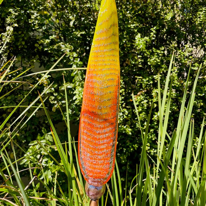 ApricotMint - Wholesale Garden/Lawn Stake - Chihuly Inspired Handcrafted Art Glass Leaf and Garden Art S2