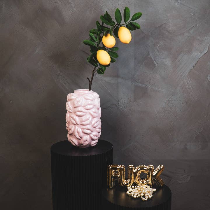 Housevitamin bv - Wholesale Vase - Vase - Kisses - Ceramics - Light Pink - 17x17x27cm3