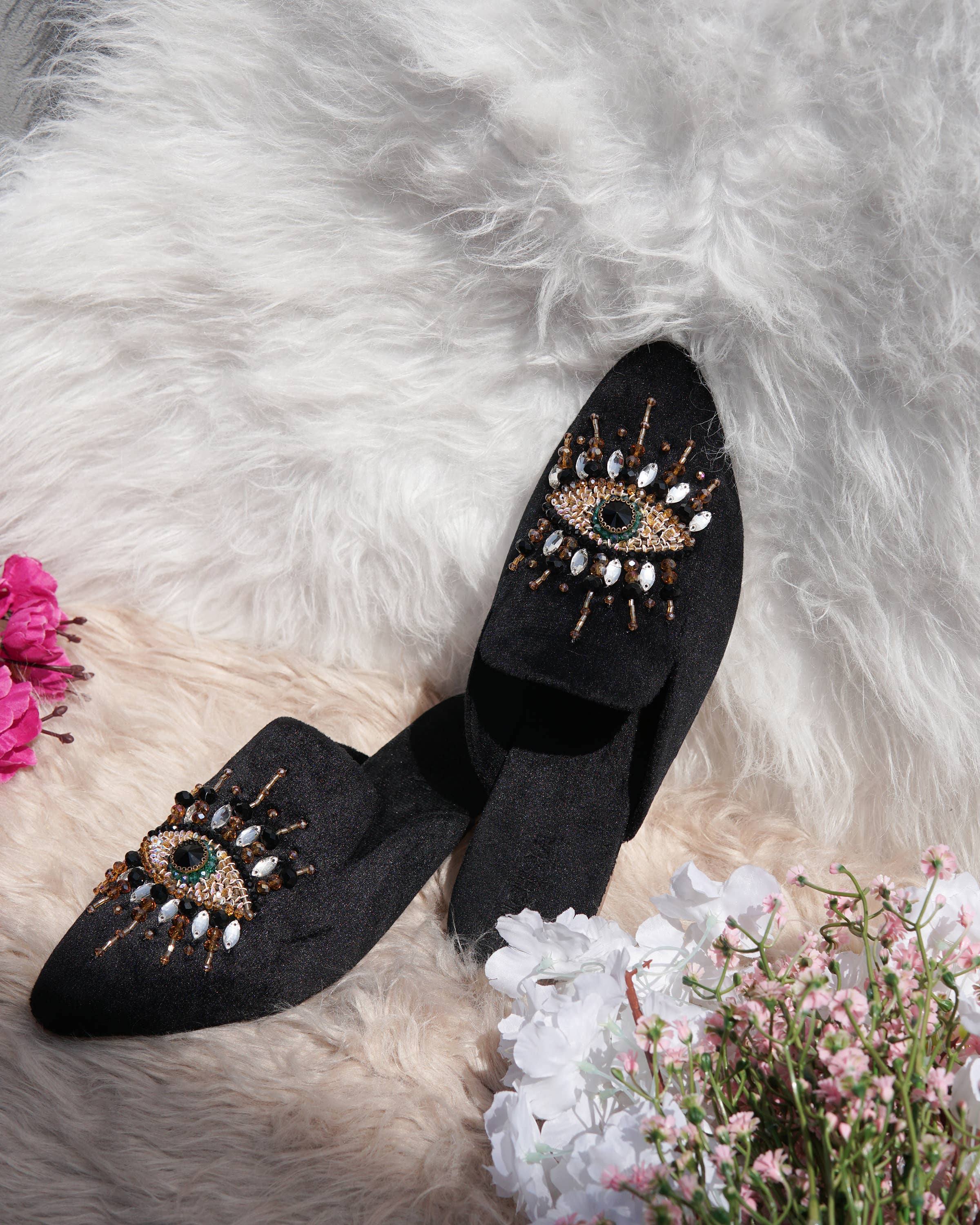 Fuchsia - Wholesale Mules - Women's - Pointed Toe Artisanal Good Eye Black Women's Mule Embroidery1