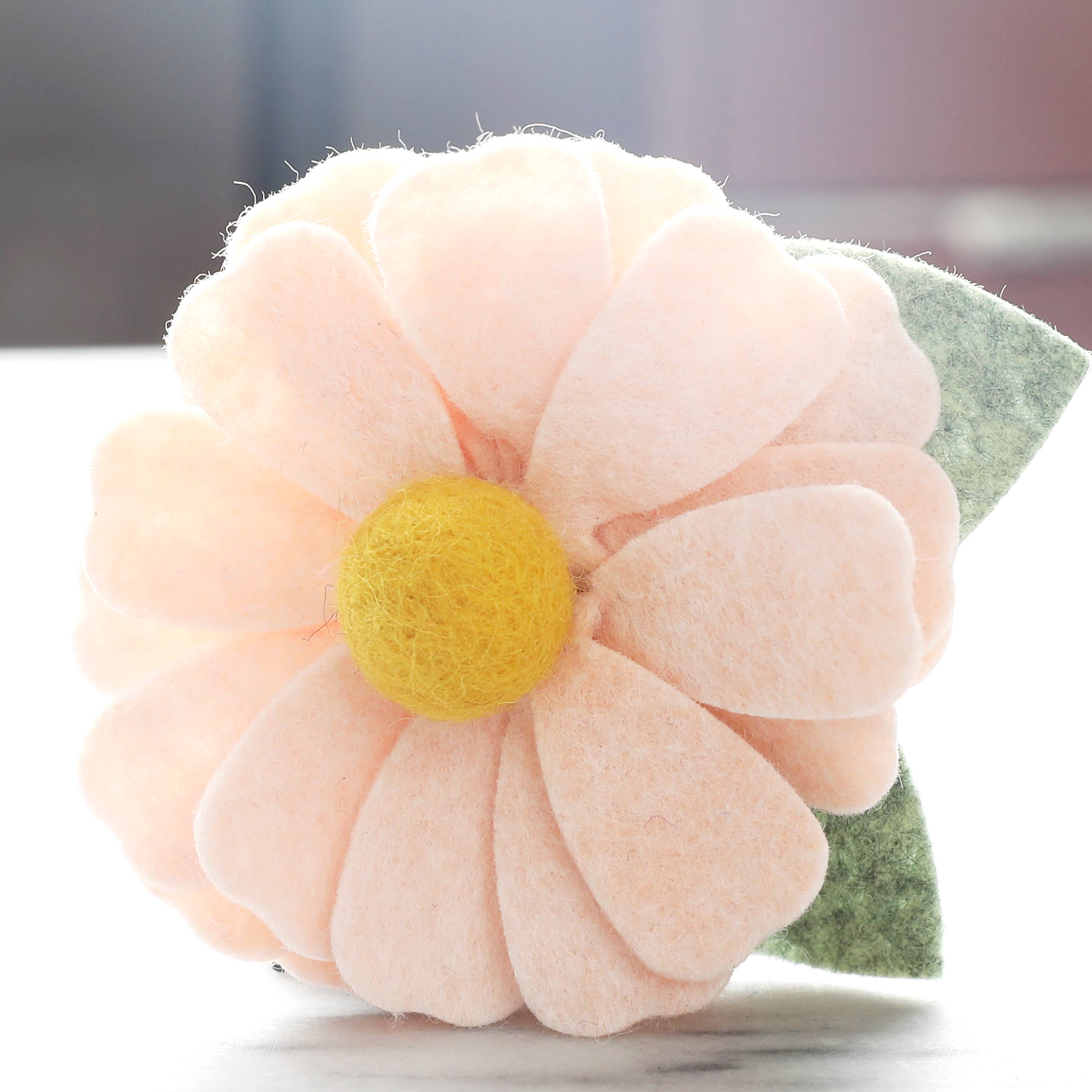 Mimi Green - Wholesale Halsband - Hond - Hondenhalsband met madeliefbloem - 26 kleuren!5