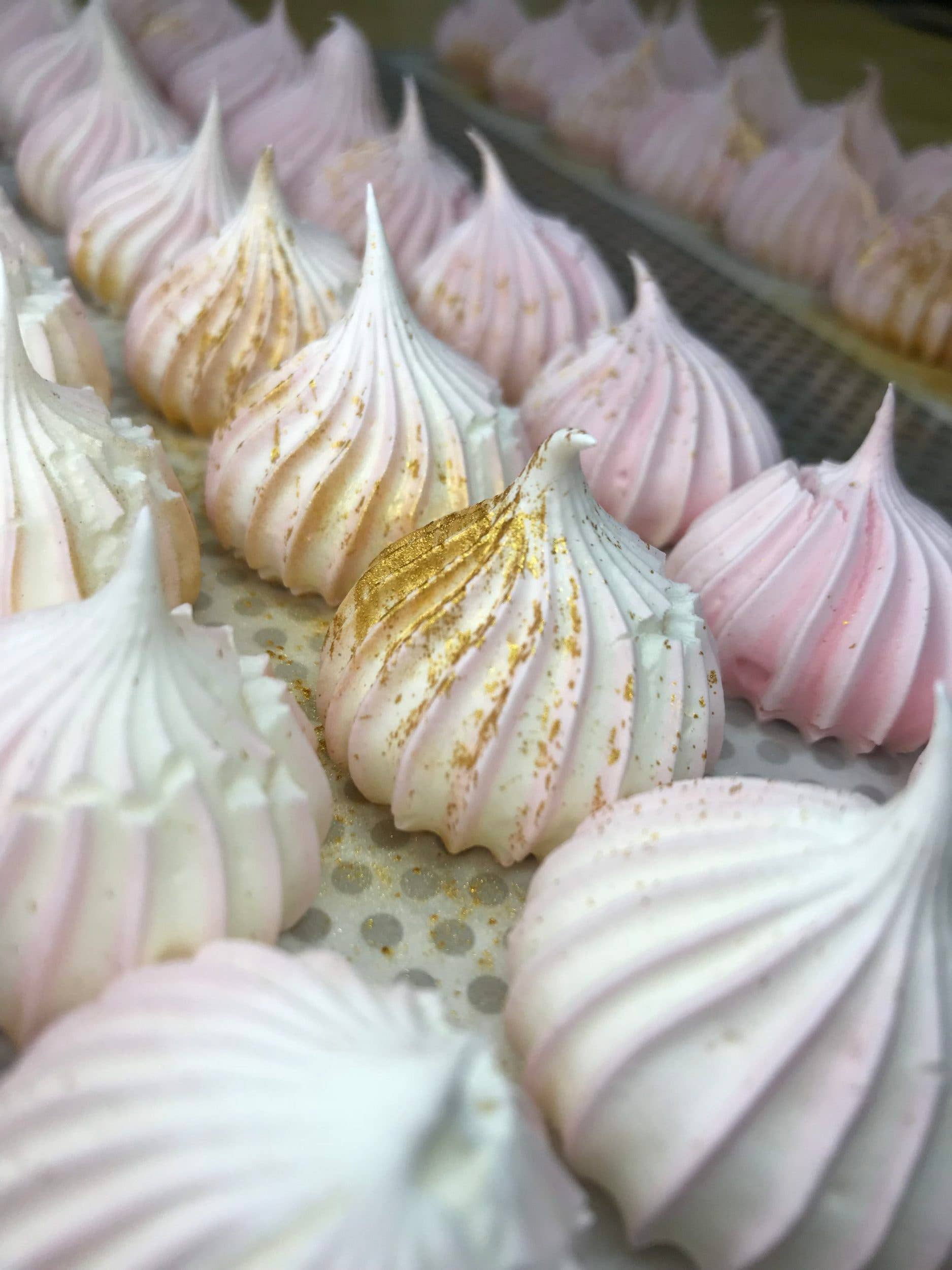 Ma Meringue - Wholesale Cookie - Pink meringues2