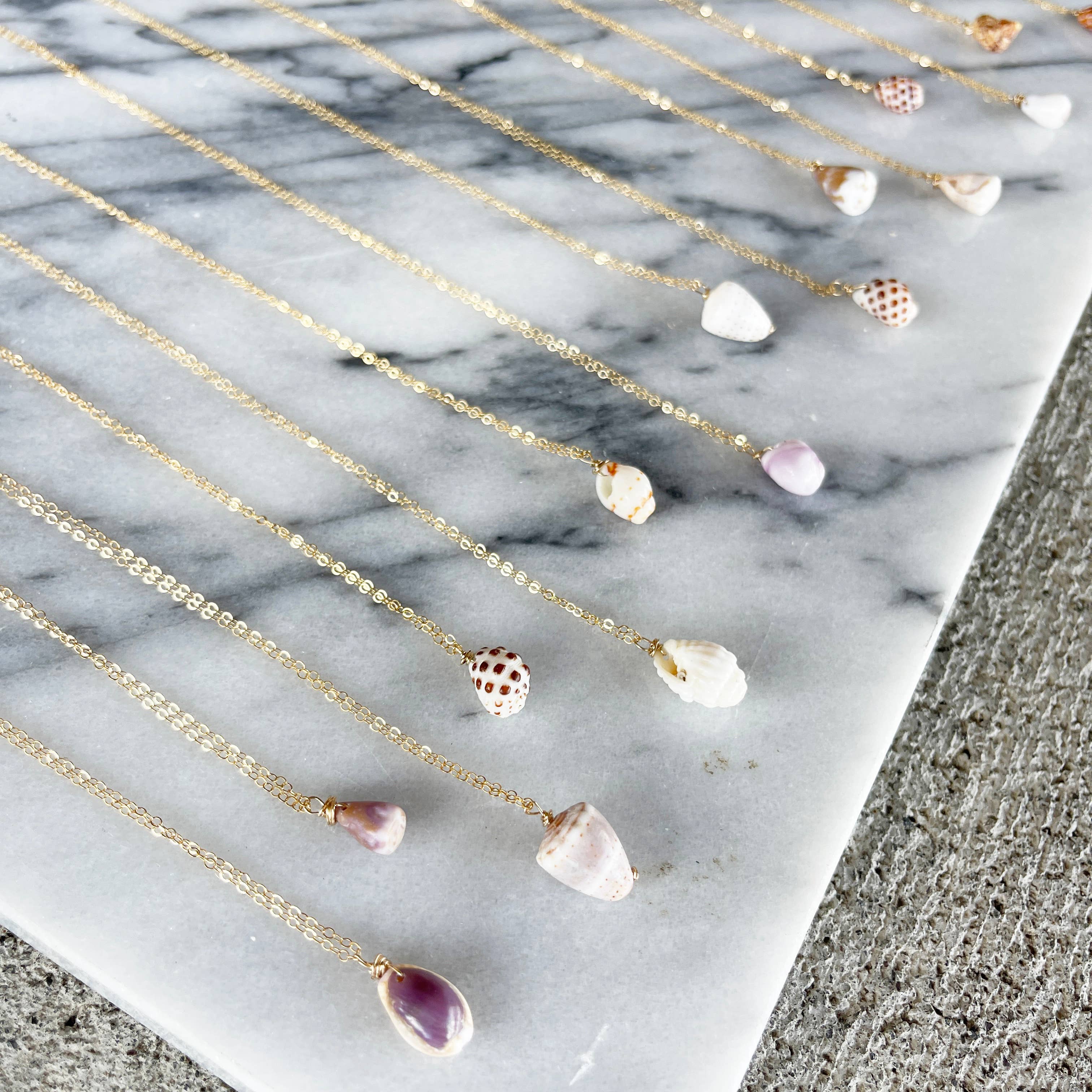 Flotsam & Co. Hawaii - Wholesale Pendant/Charm Necklace - *BESTSELLER* Mini Hawaii Shell Necklace6