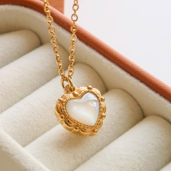 Josie Gold Non-Tarnish Vintage Heart Pendant Necklace for wholesale on Faire