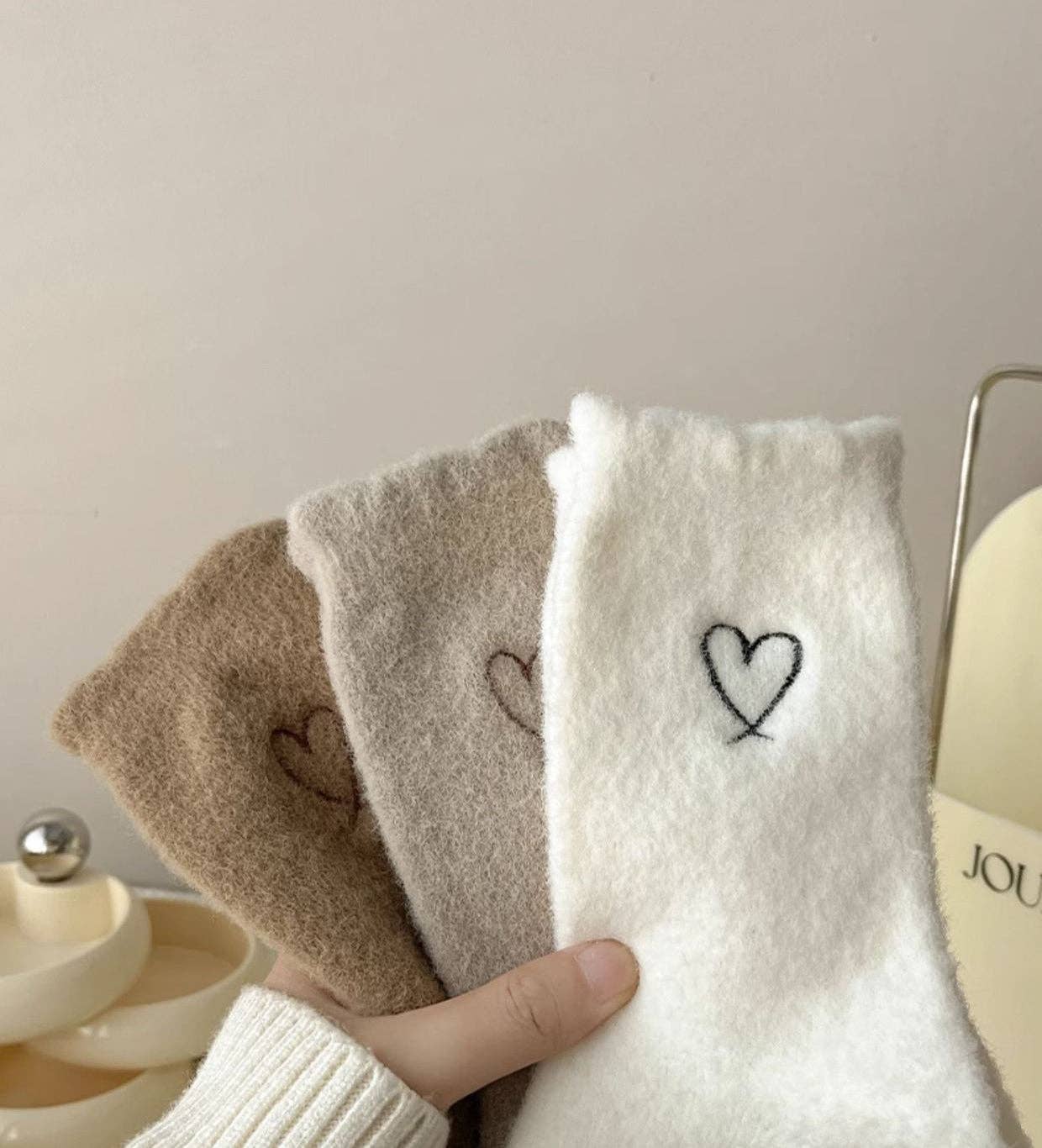 Gohobi （We cover U.S. import duties） - Wholesale Socks - Women's - Gohobi Warm Velvet Heart Socks6