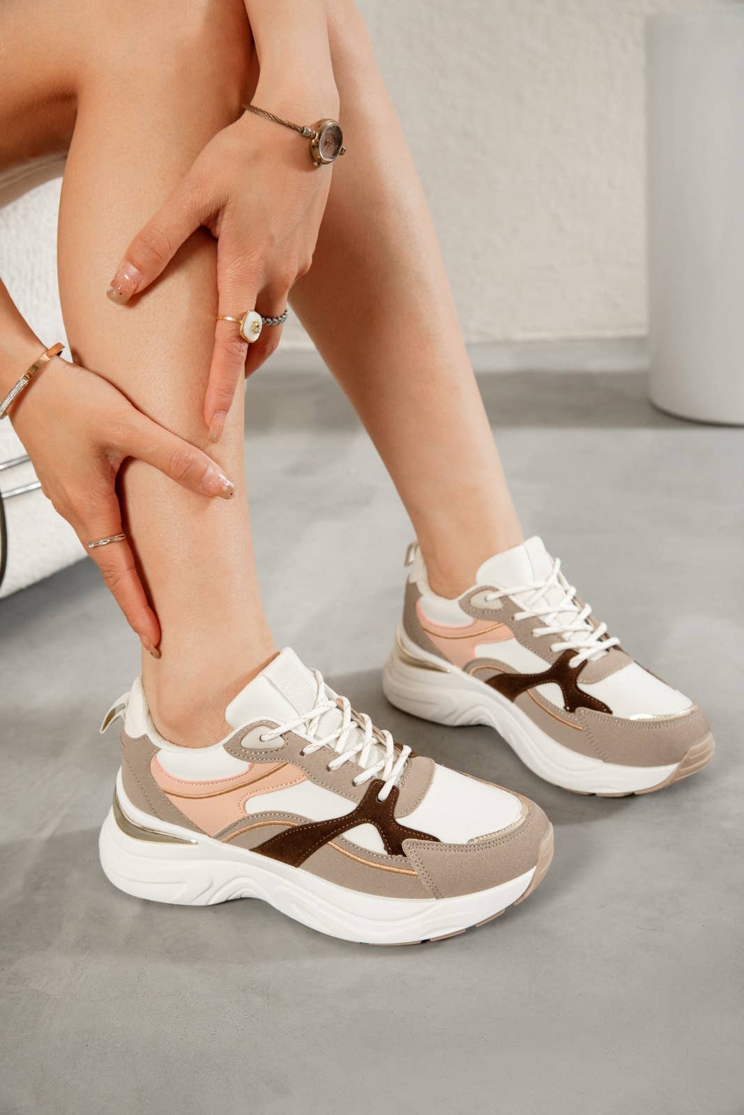 ERYNN - Wholesale Lifestyle Sneakers - Women's - Lace-up sneakers - Lilwenn15