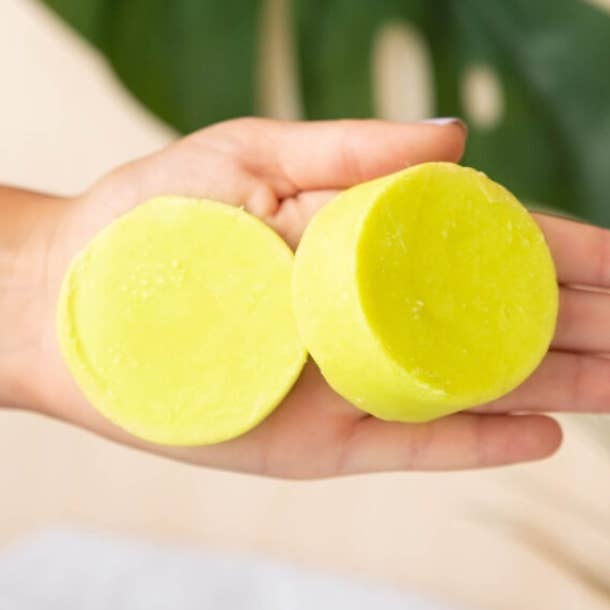 Shampooing solide Amalaki pour la vente par Nature Steen