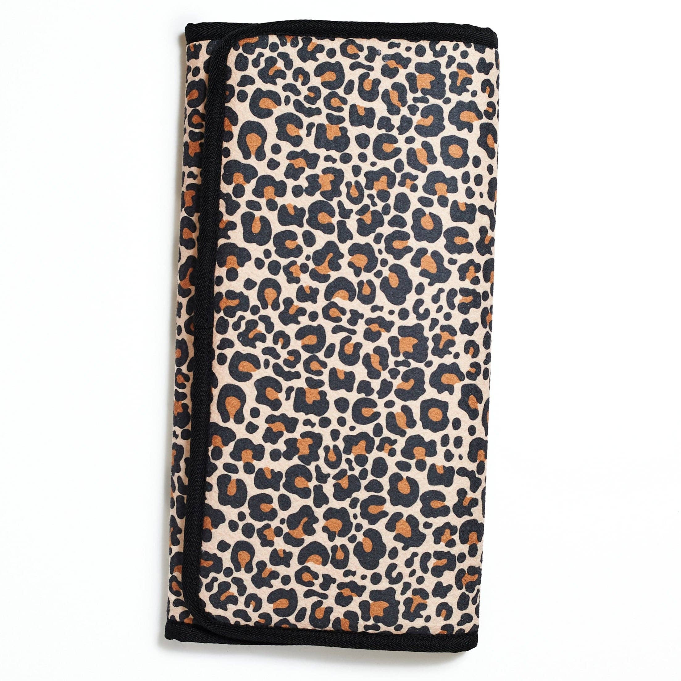 Pecan Drying Mat - Leopard for wholesale on Faire2