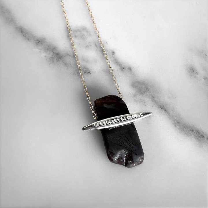 Collier Eddie pour la vente par Shalla Wista Studio