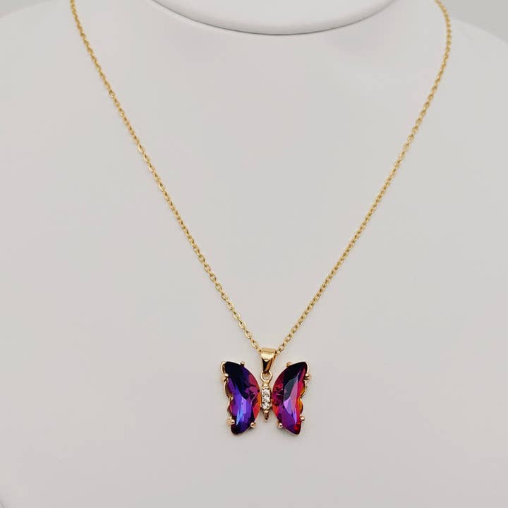Mio Queena - Wholesale Pendant/Charm Necklace - Ladies Multicolor Glass Butterfly Pendant Necklace9