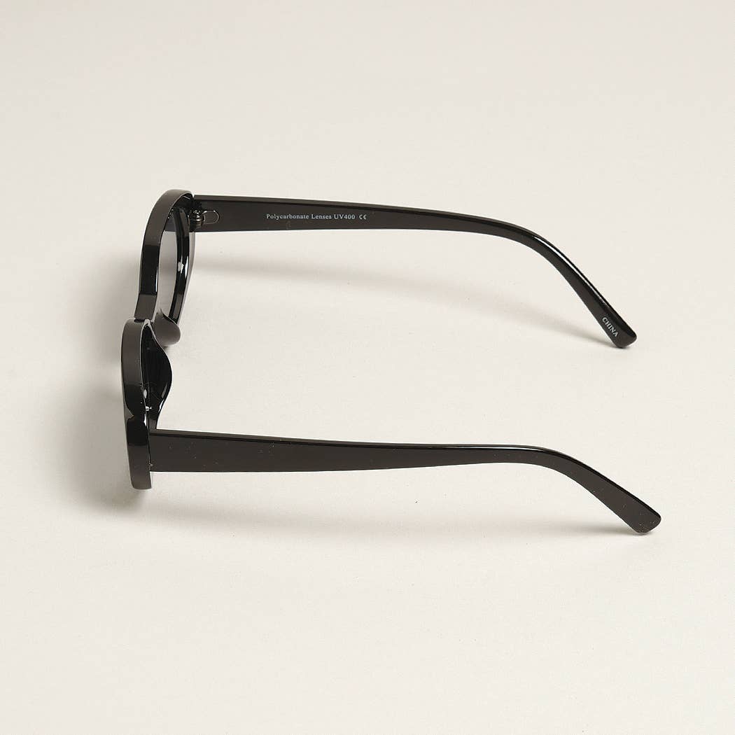 12 SURTIDOS Gafas de sol ovaladas clásicas para mujer de venta al por mayor en Faire15