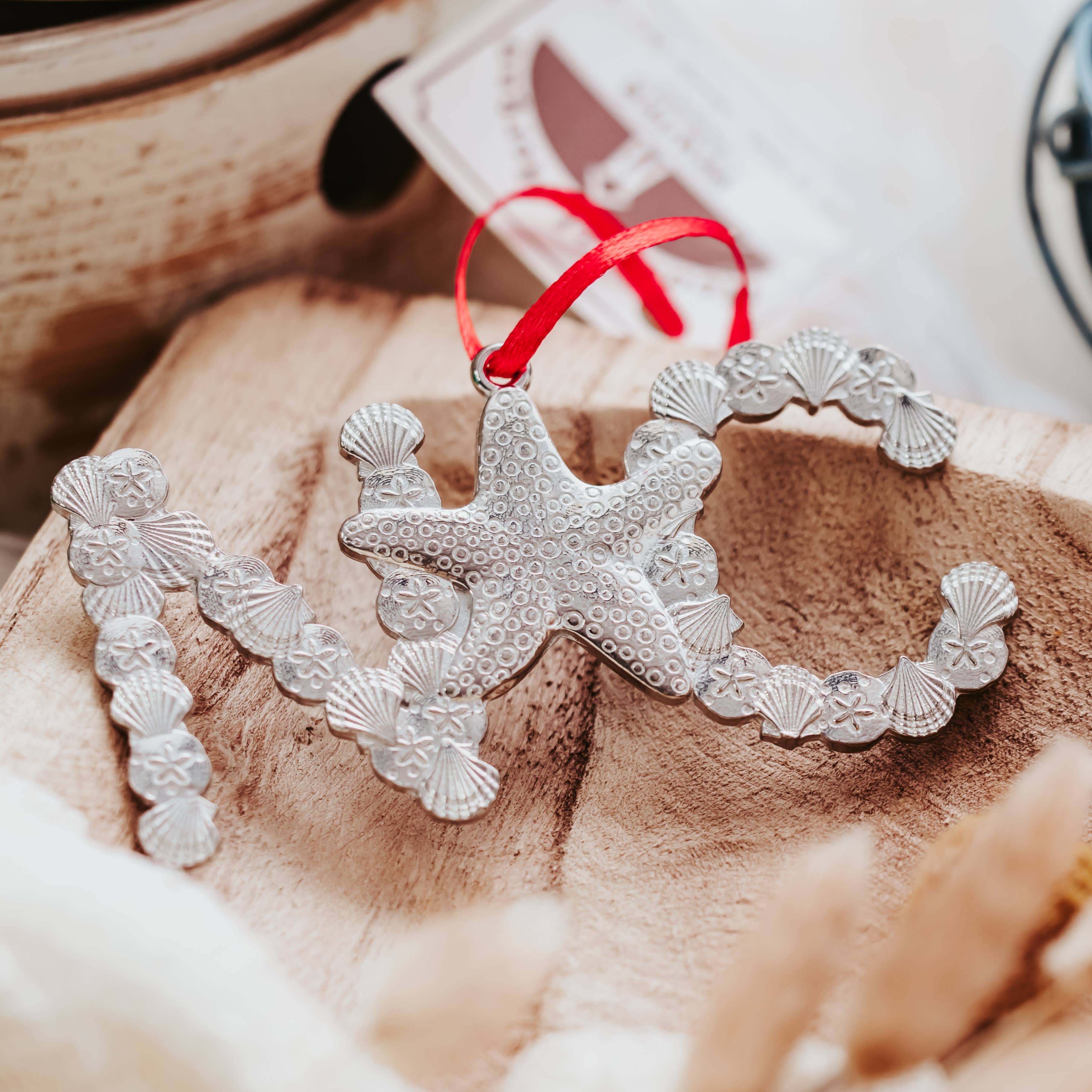 House of Morgan Pewter - Vente Lots de décorations - Cadeaux de la Caroline du Nord - Voilier - Seashell - Sand Dollar1