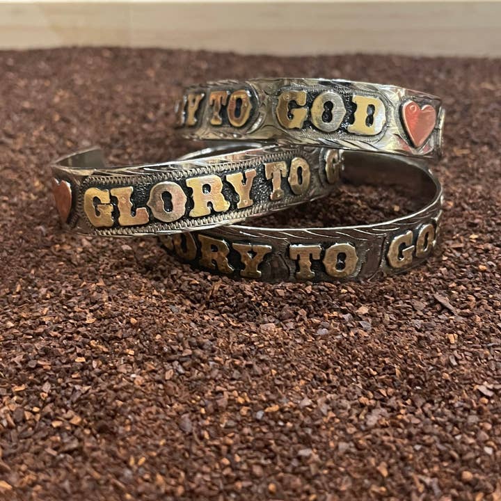 Manchette Gloire à Dieu pour la vente par Texas Lux