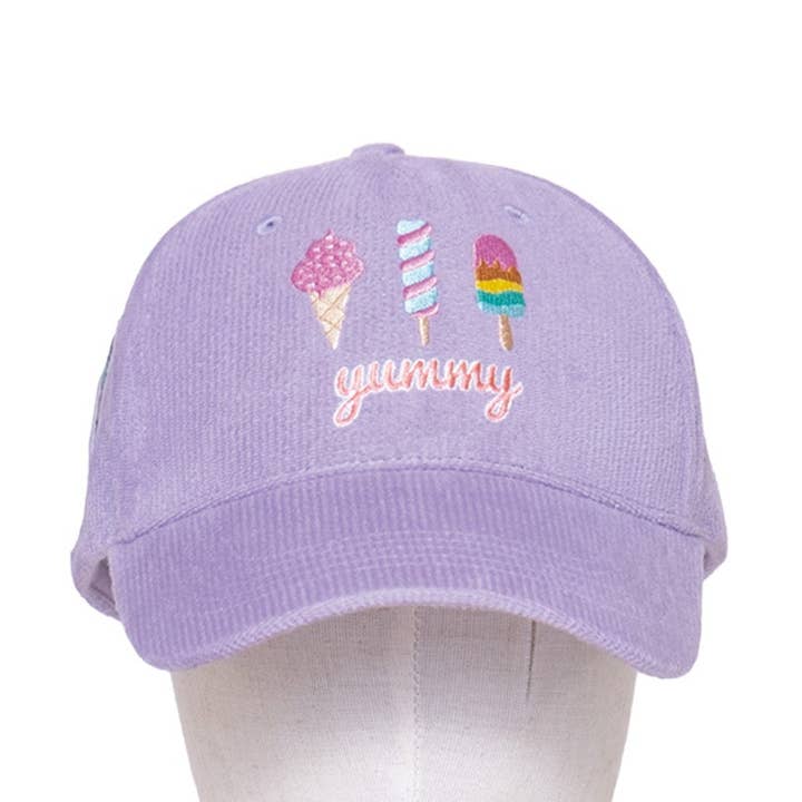 Casquette en velours côtelé – Appliqué et écussons de crème glacée pour la vente par Mimish