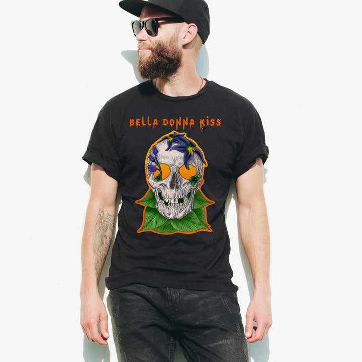 Bella Donna Kiss T-shirt - Black - 100% Cotton - Skull Tee for wholesale by Hannah Kate Makes