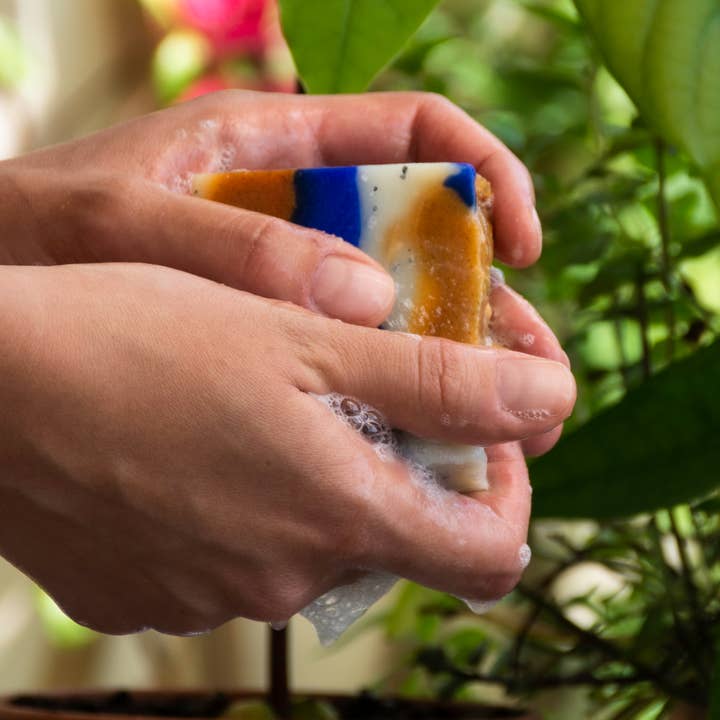 Hank Brussels - Wholesale Bar Soap - Original Gangsta Exfoliating Soap with paprika & black salt3