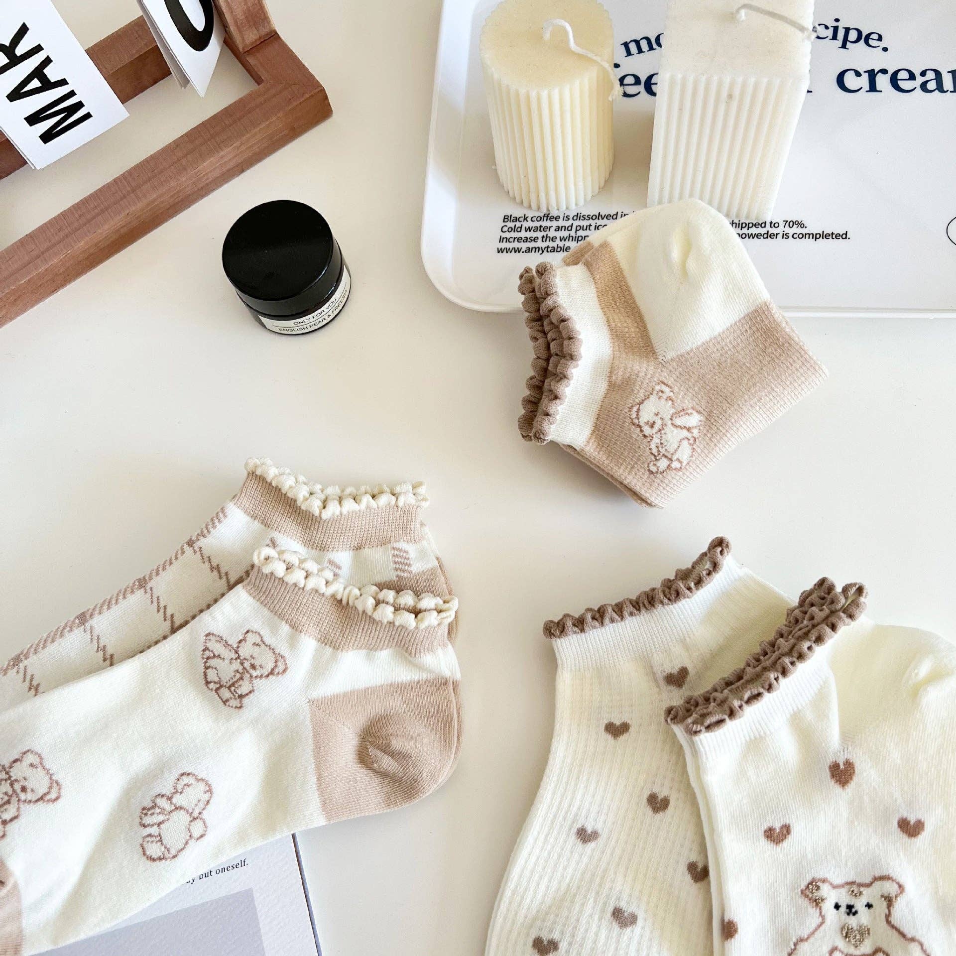 Funkyrel® Atzbranding Limited - Wholesale Socks - Women's - Rufia - Cute and Sweet Brown Bear Ankle Socks6