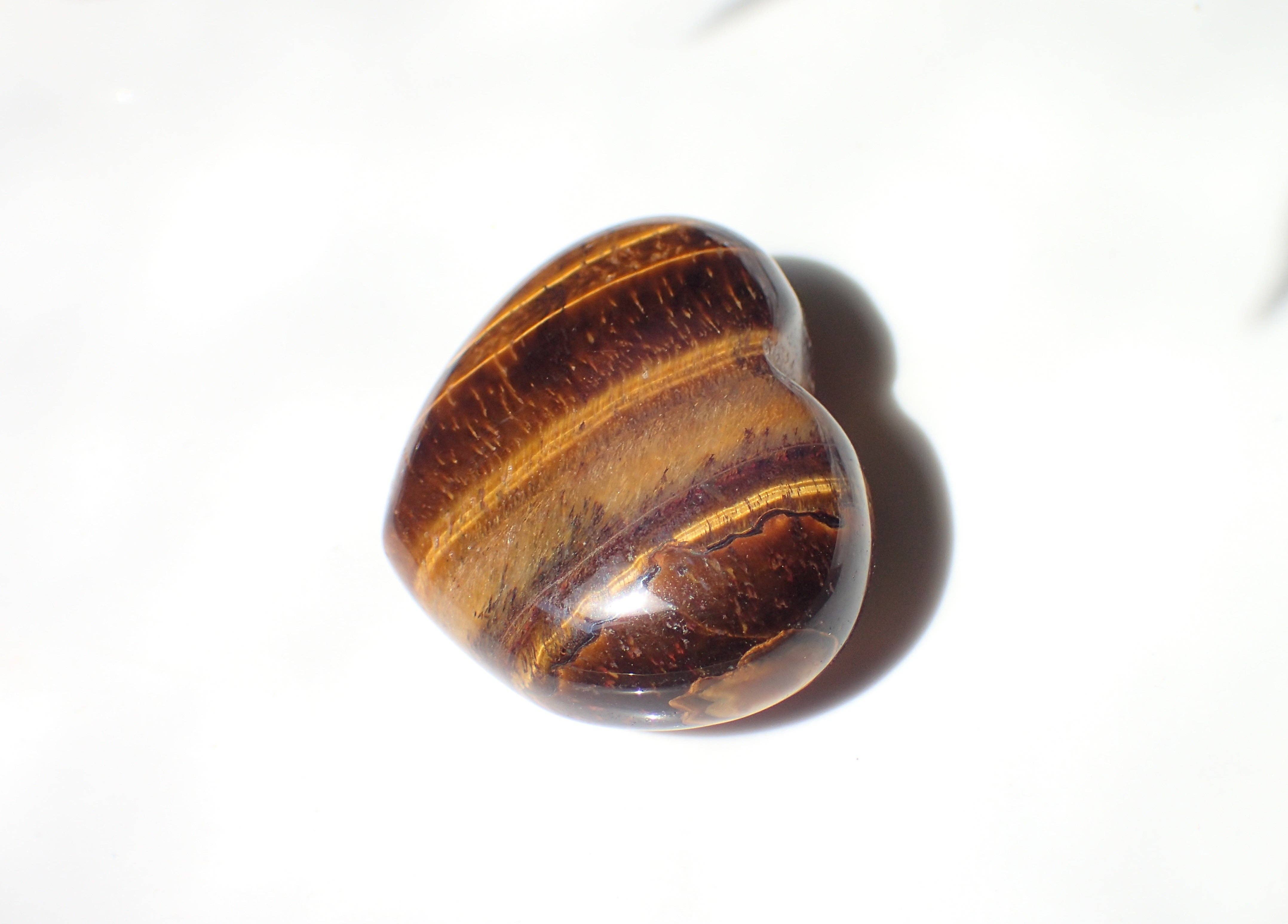 Mademoiselle Moana - Wholesale Spirituele steen/kristal - Steen hart - Tijgeroog2