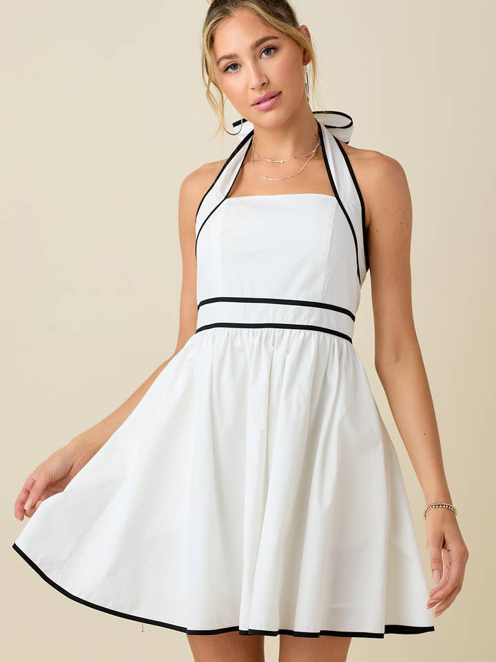 BABY PINK – wholesale Klänning - Dam – Halterneck rygglös miniklänning med kontrasterande kantband11