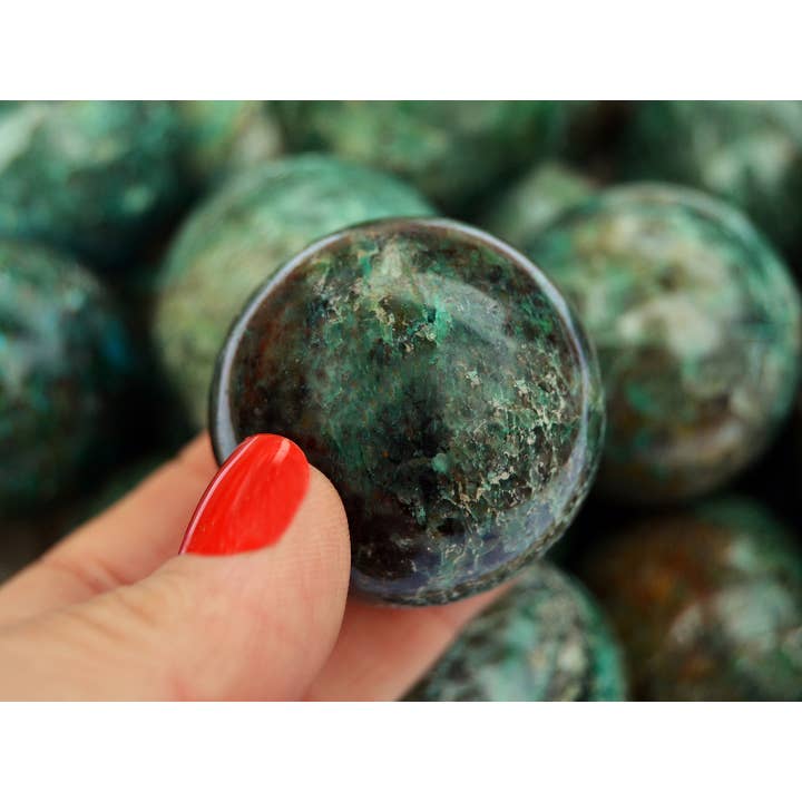 Lotto all'ingrosso di sfere di crisocolla (14-15 pezzi) - (25 mm - 40 mm) 1 kg per la vendita all'ingrosso da parte di Kaia & Crystals