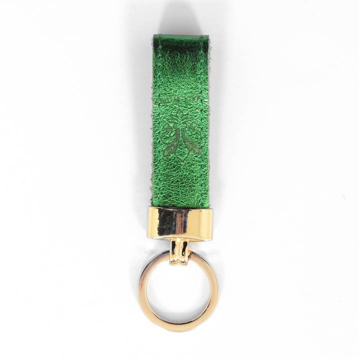 Chiara Italiensk Læder Nøglering - Grøn, Metallisk for engroshandel hos Sarta Pelle