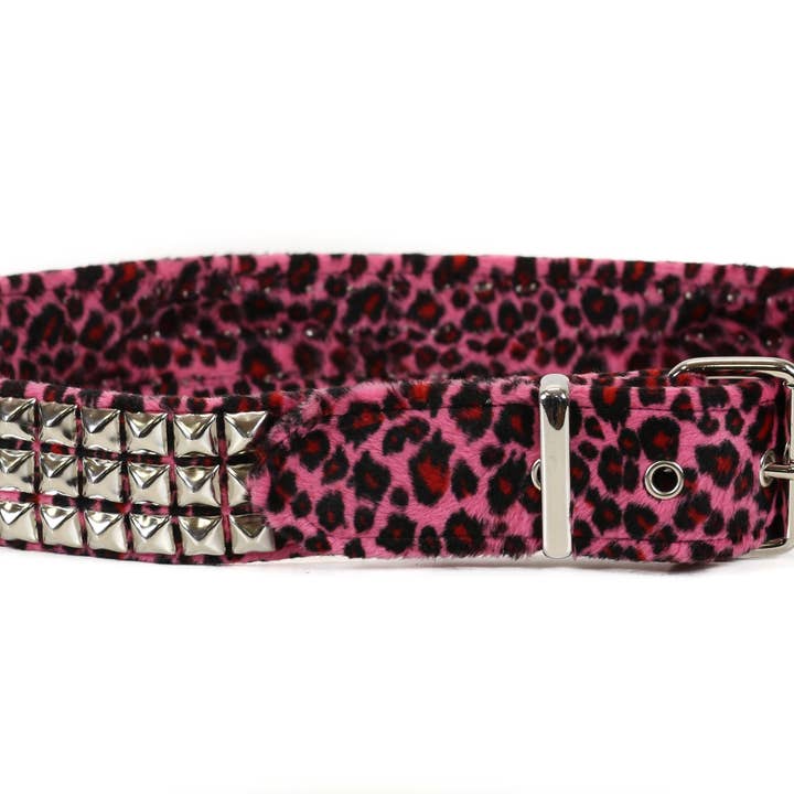 BT104L-ROSA LEOPARD 3-RADS 1/2" PYRAMIDBULTBÄLTE för wholesale av Funk Plus