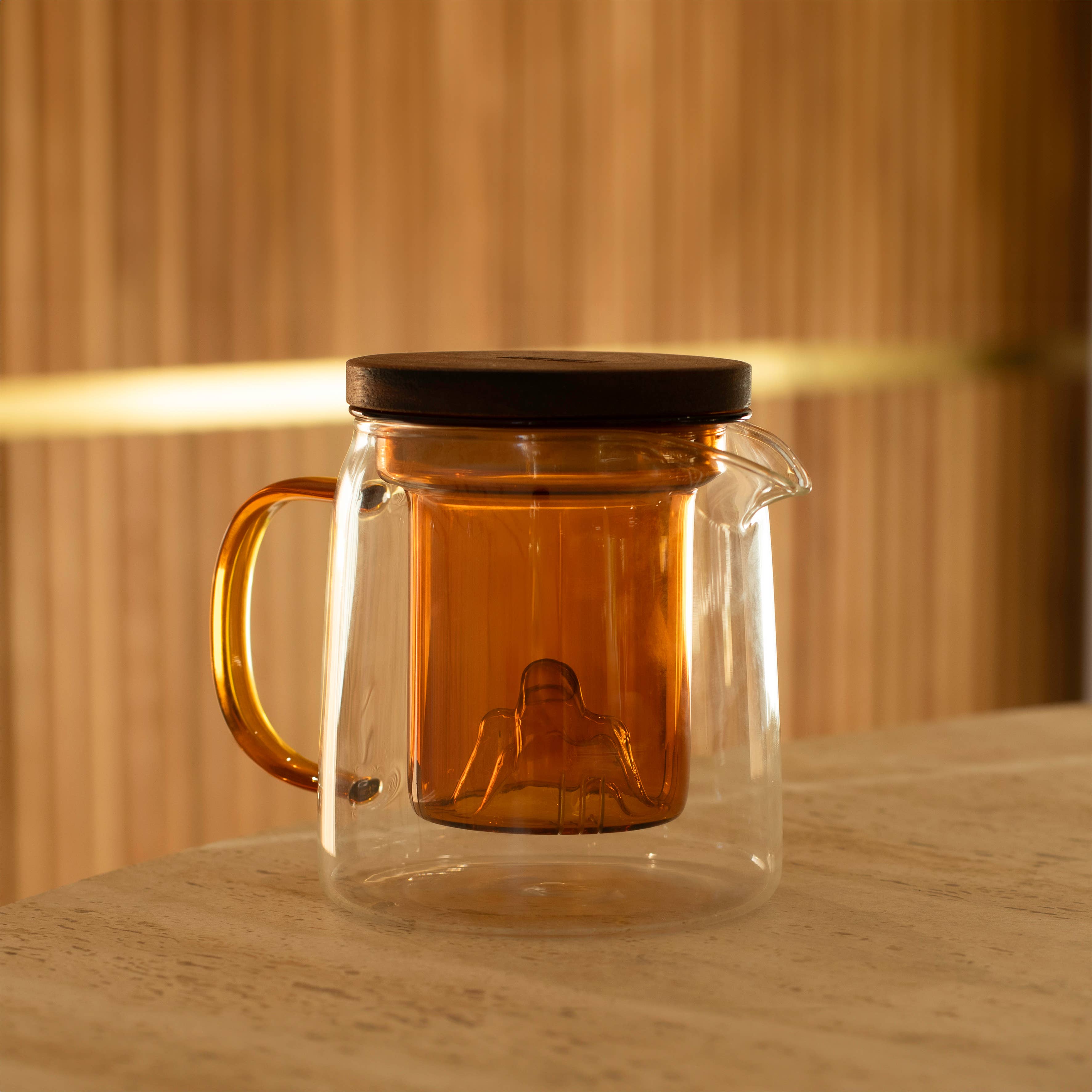 Ogo living - Wholesale Tea Pot - LASKA 450ml glass teapot with handle and amber infuser1