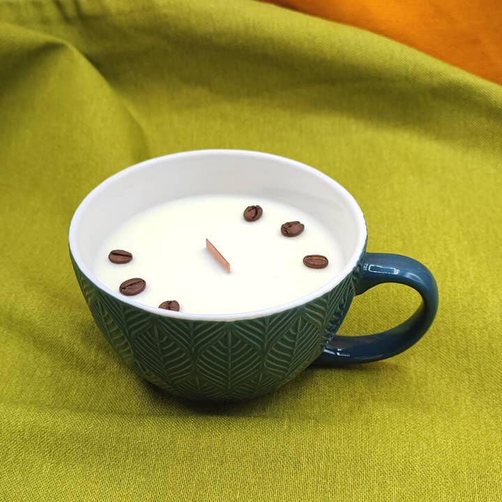 cereria pinsart – Großhandel Kerze im Glas / gefüllte Kerze – Duftkerze in Tassenform mit Cappuccino-Duft1