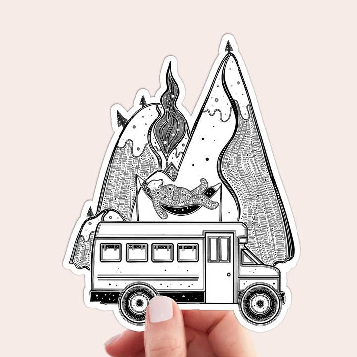 Hamac de camping ours/autocollant en vinyle imperméable de haute qualité pour la vente par ImogenCarterArt