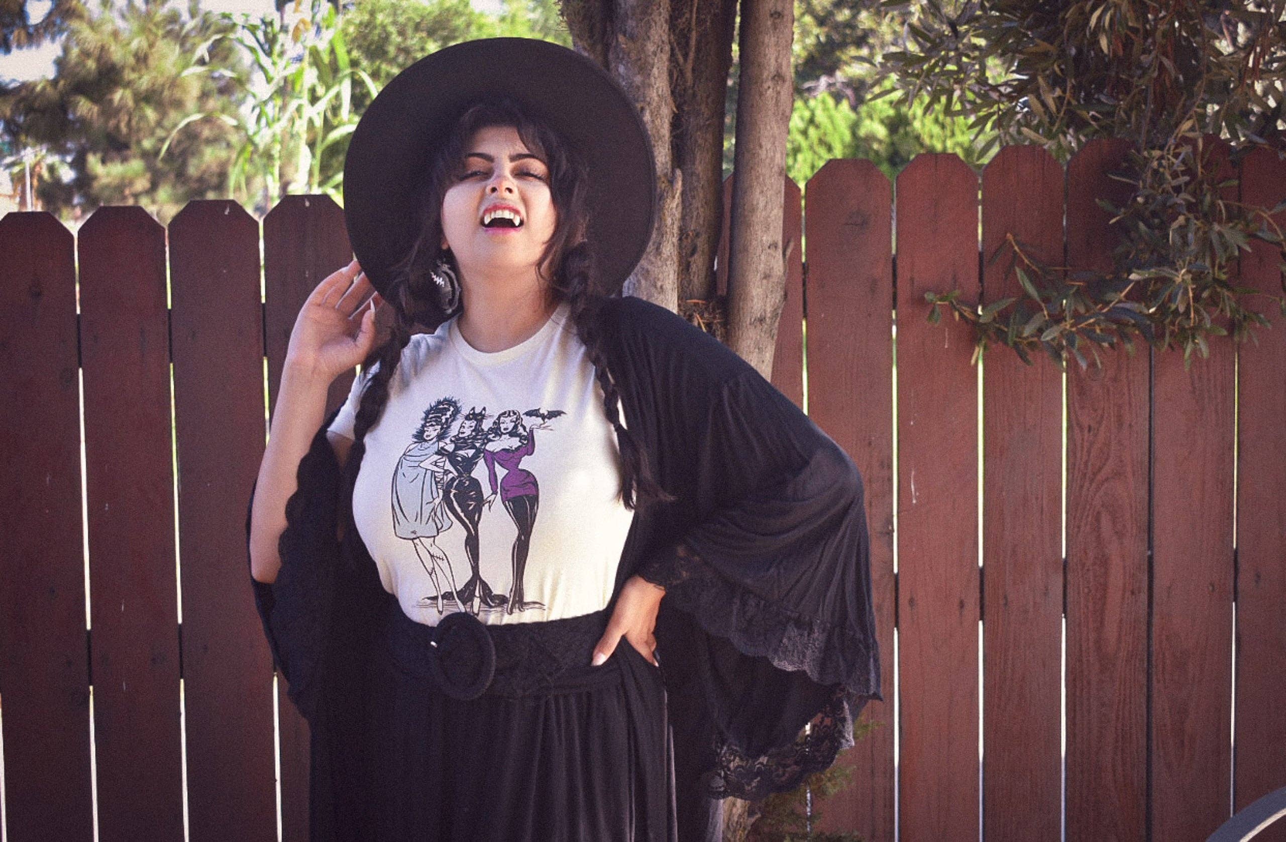 Mischief Made - Wholesale T-shirt met print - Dames - T-shirt met pasvorm van The Ladies Who Lunch in ivoor3