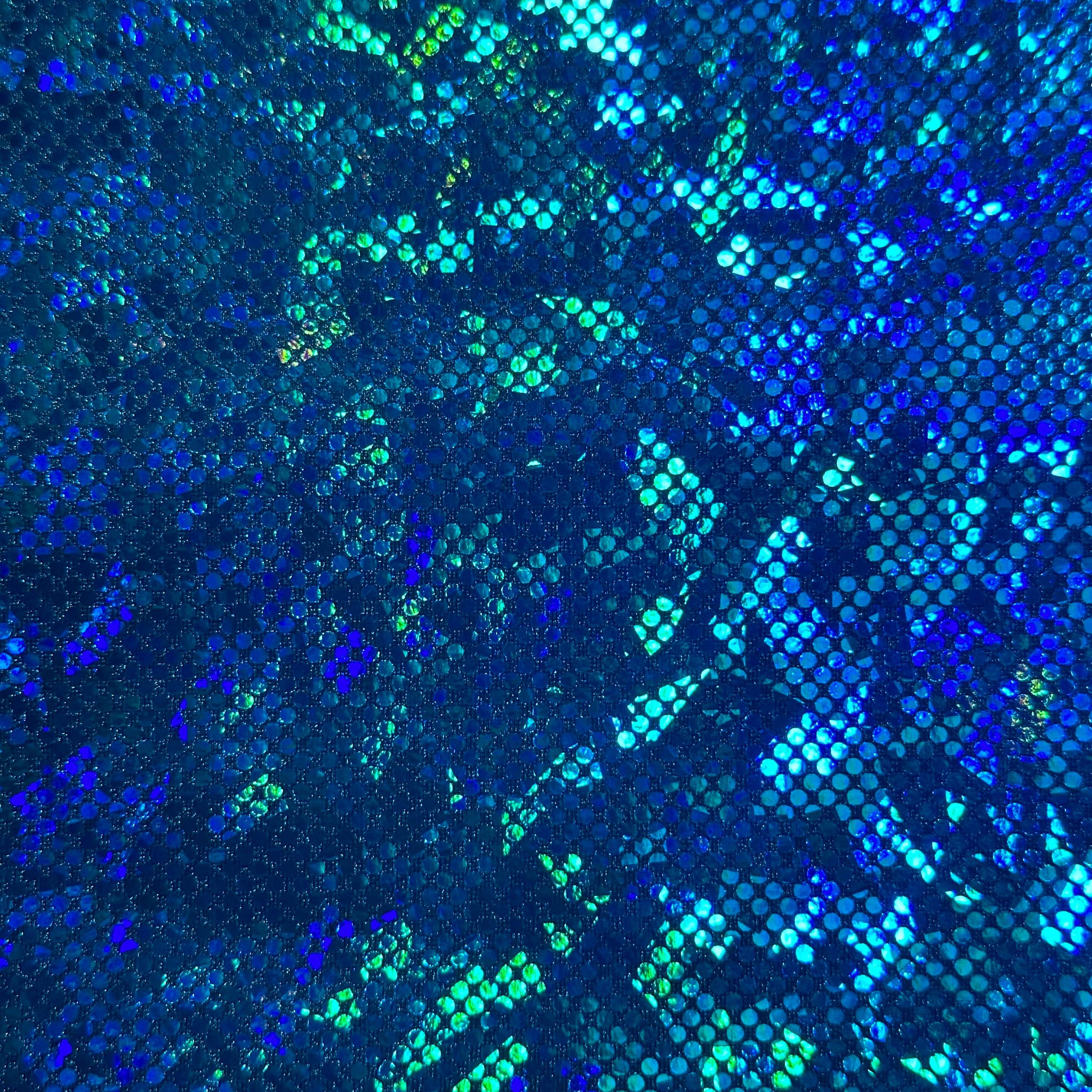 Spandex palace - Venta al por mayor Tela - Tela de nailon y elastano con diseño de holograma de cristal roto: realza tu estilo con un toque contemporáneo | Spandex Palace33