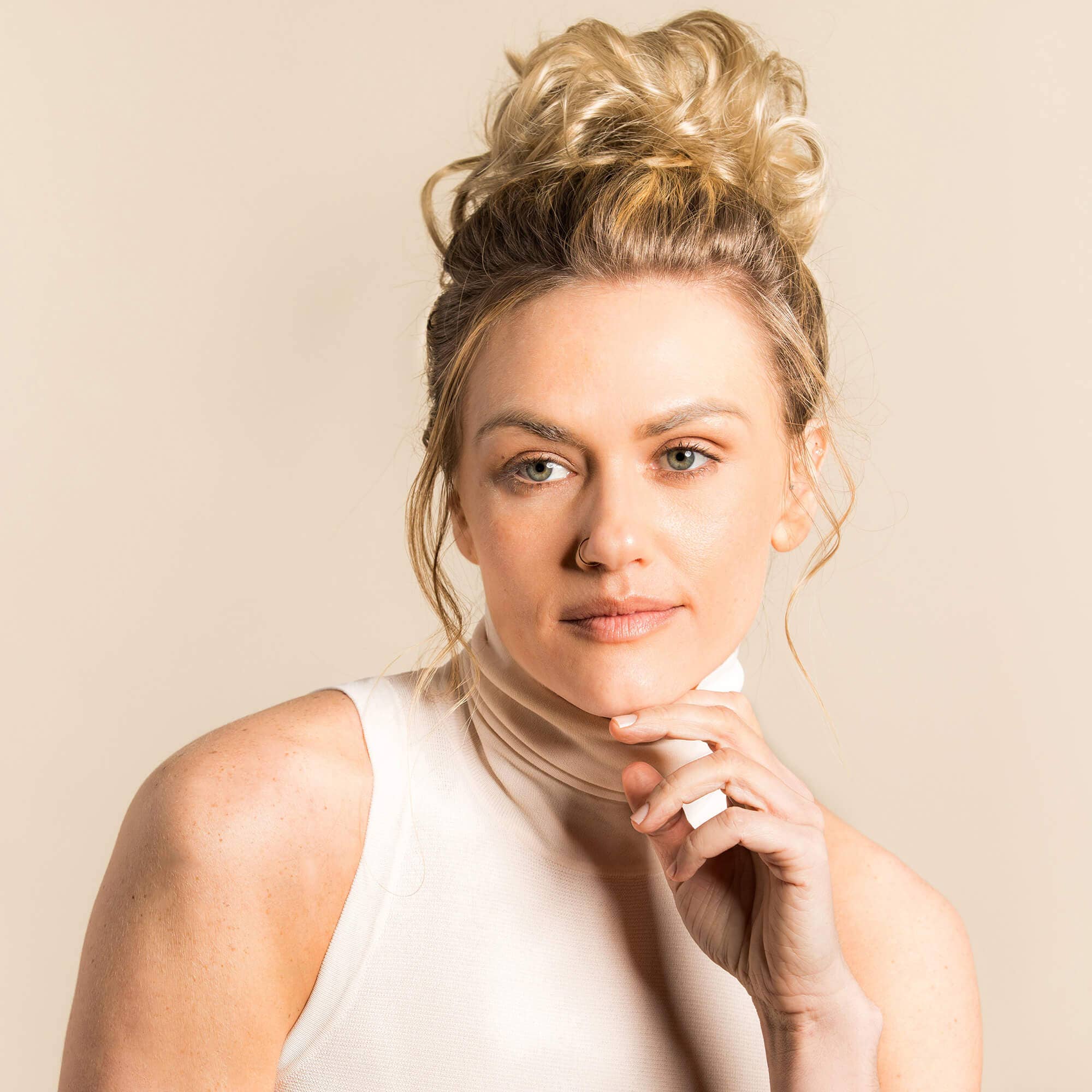 Madison Braids - Wholesale Haarelastiekje - Dames - Madison Braids paardenstaarthouder voor dames met top knoop12