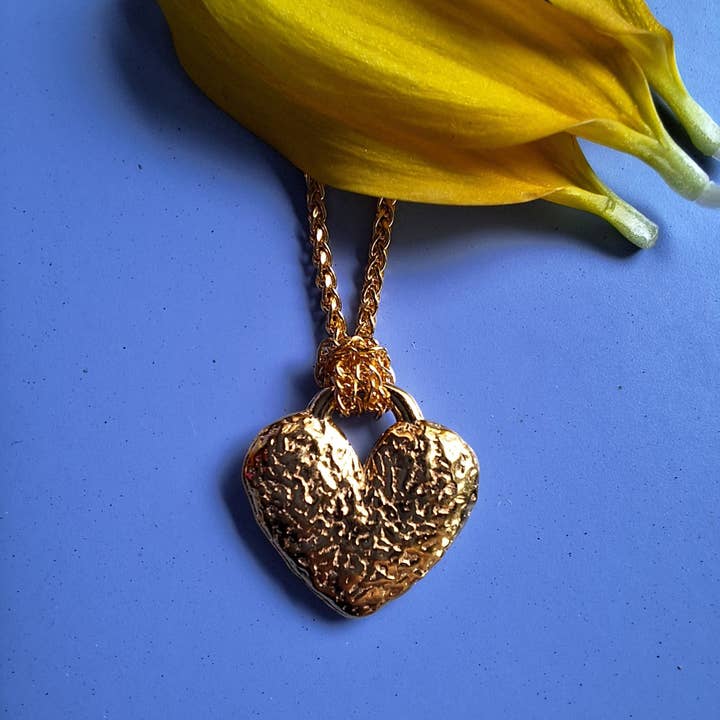 BOLD HEART Necklace 925 Silver (gold-plated) for wholesale by Grethe Winter