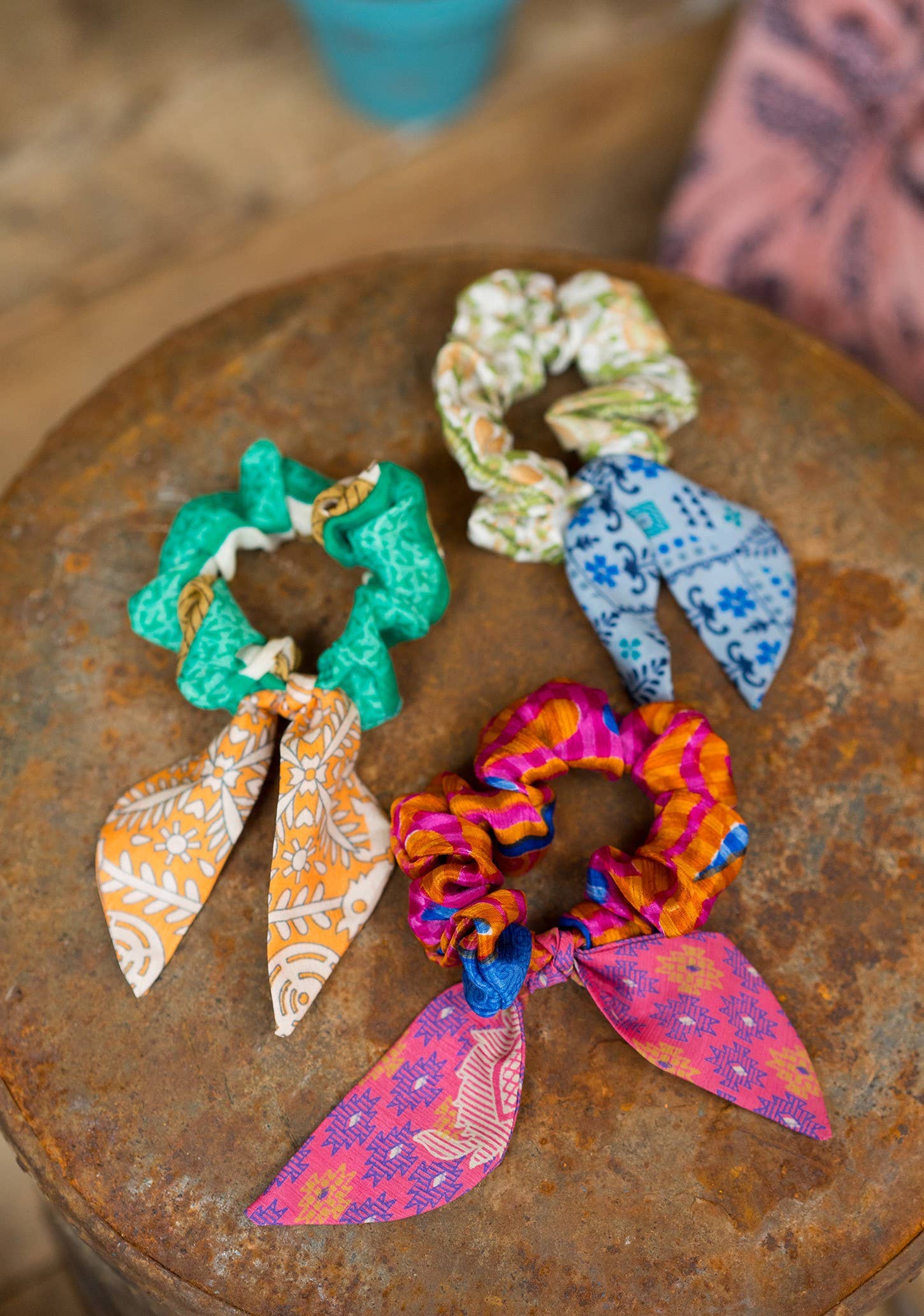 Namaste - Wholesale Scrunchie - Women's - Recycled Sari Scrunchie With Tie1