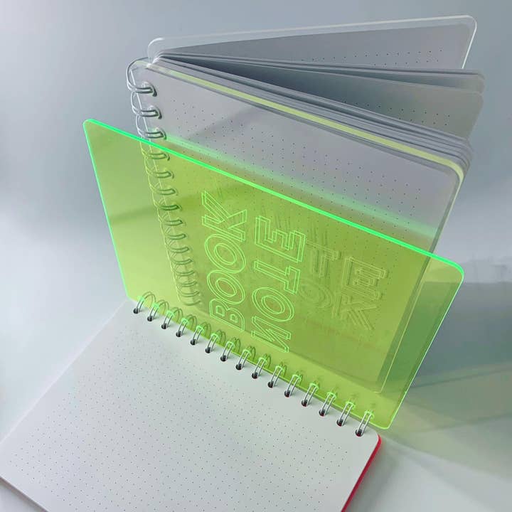 MAKE 2D - Vente Cahiers - Cahier acrylique avec couverture transparente ou néon2