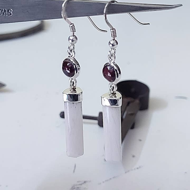 Crystal Earth Sterling – Großhandel Einzelohrring – Kristall-Sterling-Ohrringe - Quarz, Amethyst-Edelstein1