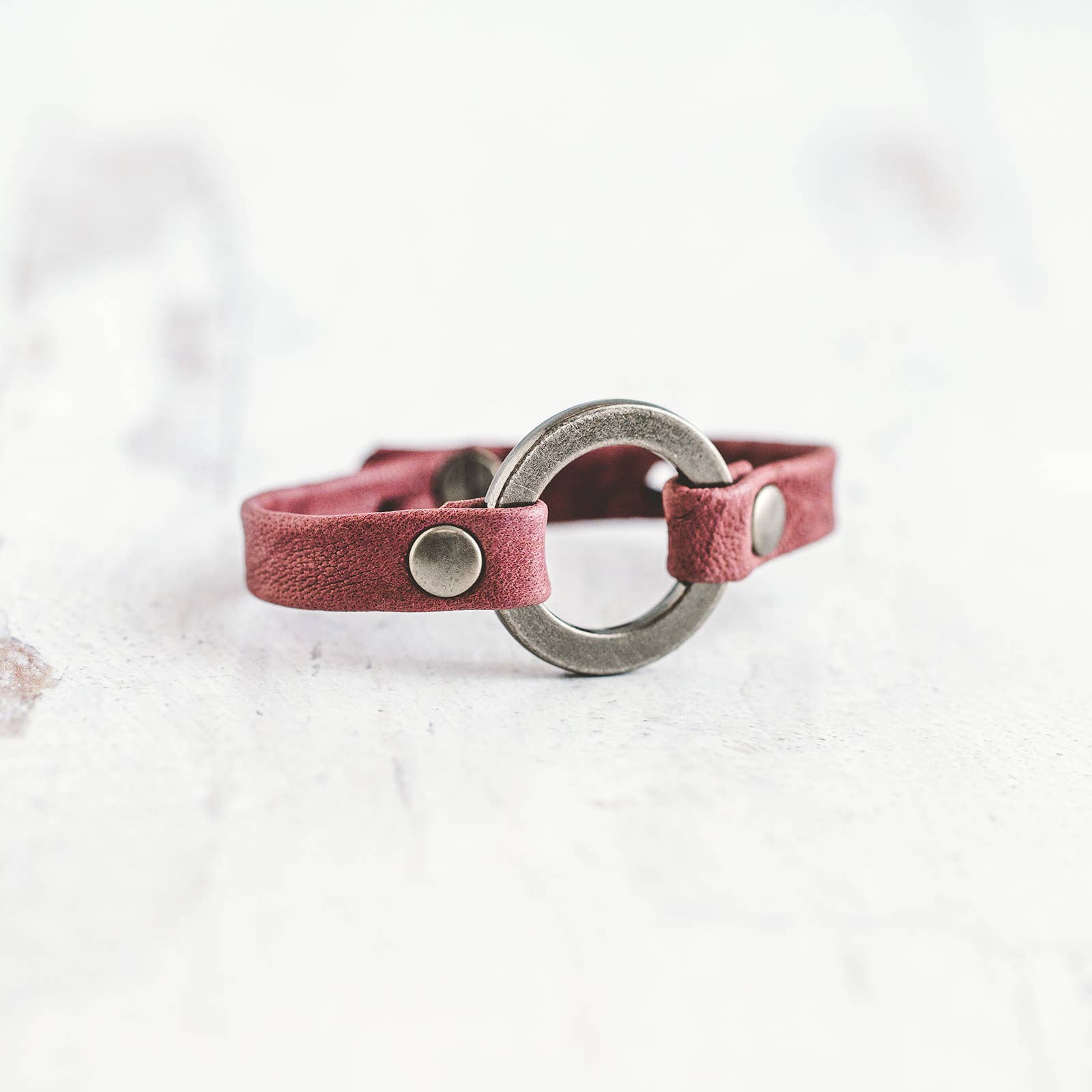 Giving Bracelets - Venta al por mayor Brazalete - Pulsera de cuero para hombre, plata envejecida11