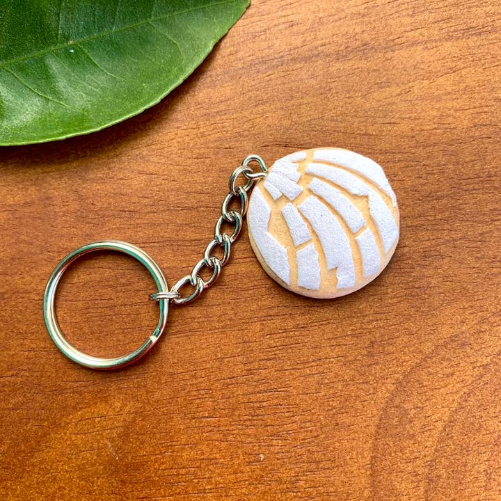 Iba Sisters - Wholesale Keychain - Women's - Pan Dulce- Concha Keychain