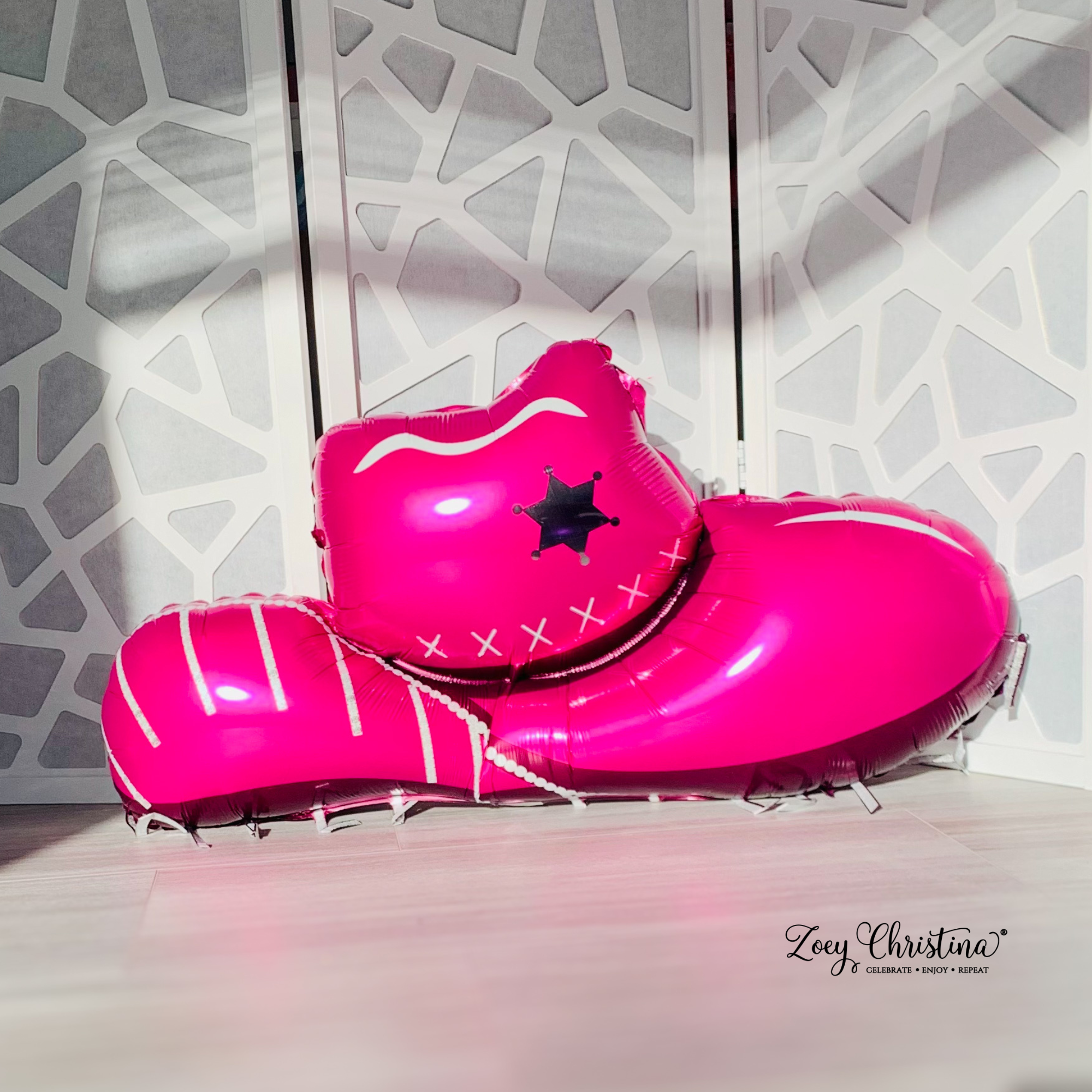 Zoey Christina – wholesale Balloon – Pink Cowgirl Boot or Hat Balloon – Western Party Decoration0