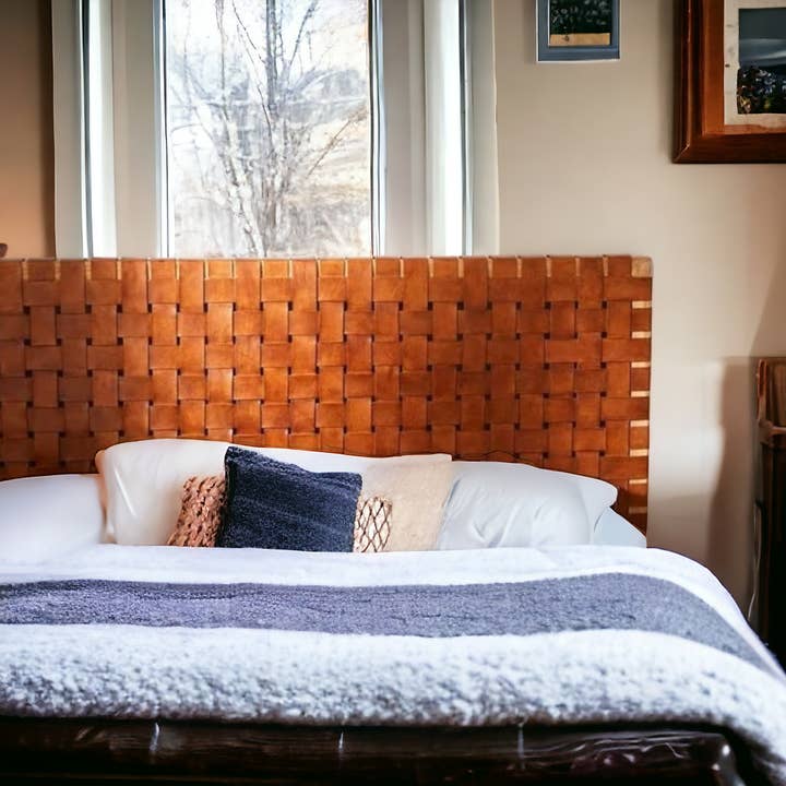BohoVibeCraft – wholesale Headboard – Woven leather strap headbaord, naturally stunning headboard2