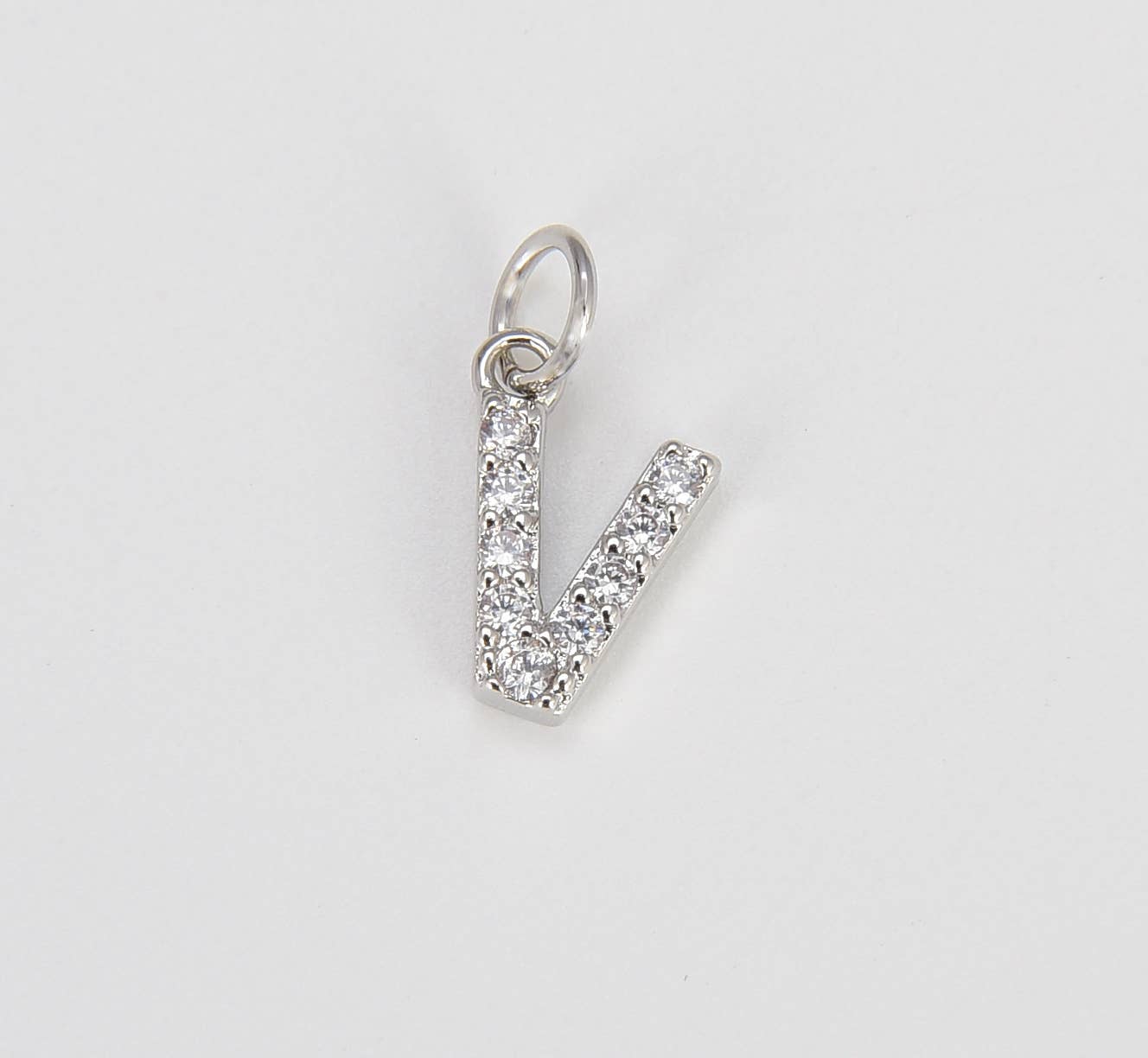 Beads Creation - Vente Breloques/médailles personnalisées - Breloques initiales en or CZ Micro Pavé, lettre A-Z CP48218