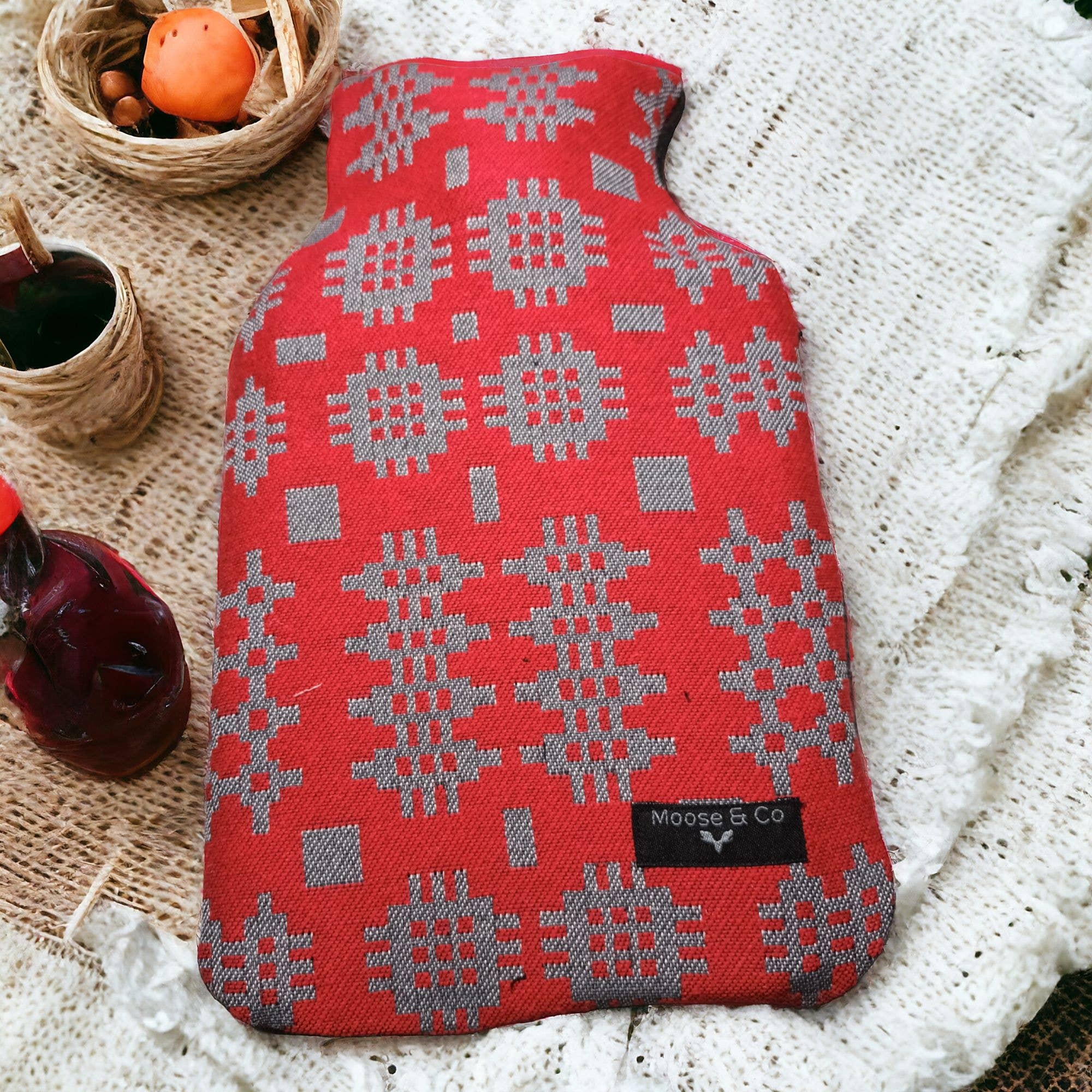 Moose & Co - Wholesale Hot/Cold Compress - Welsh Tapestry Blanket Design Hot Water Bottle 2L1
