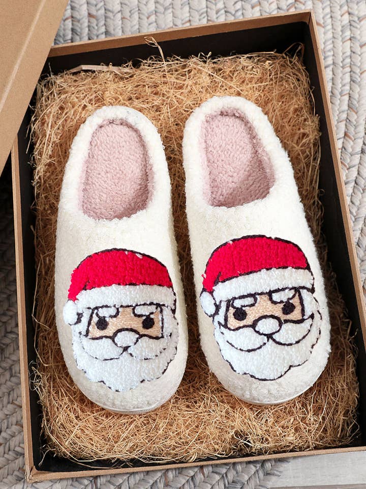 DOUBLJU - Wholesale Slippers - Women's - Christmas Winter Home Grinch Pattern Fuzzy Slippers3