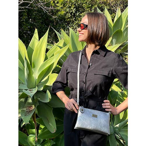 Liz Soto Handbags - Wholesale Crossbody Bag - Women's - Ella 3311 cross-body and wristlet1